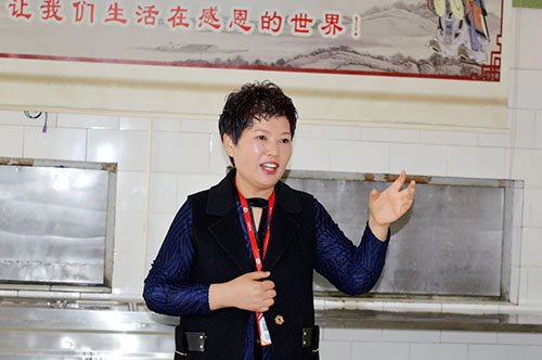 閱讀國學(xué)經(jīng)典，感悟經(jīng)典智慧